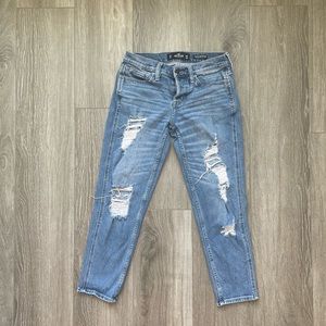 Hollister Low-Rise Crop Boyfriend Jeans